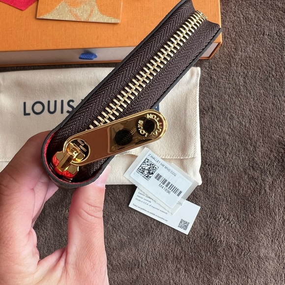 LOUIS VUITTON MONOGRAM ZIPPY WALLET LONG - Picture 11 of 14